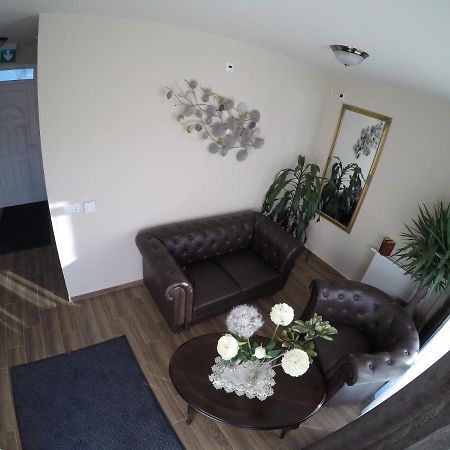 Fonix Apartman 렌티 외부 사진