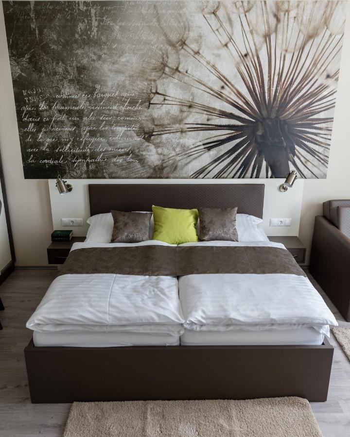 Fonix Apartman 렌티 외부 사진